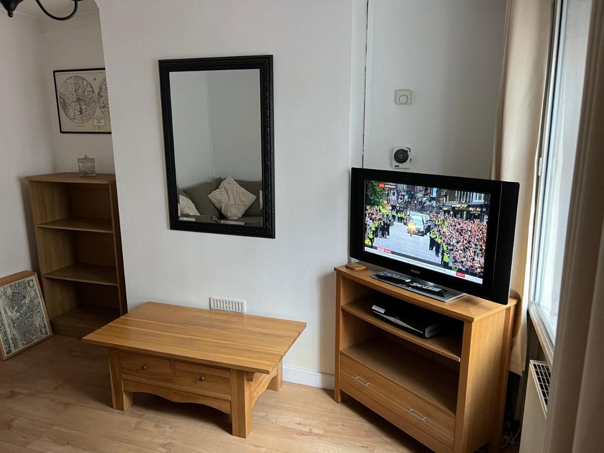2 Bed Cottage Chester Kültér fotó